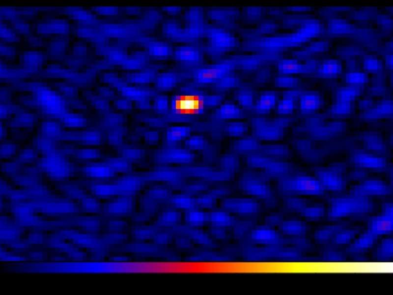 Une image du noyau actif de la galaxie BL Lacertae. L'image est reconstituée en fausses couleurs à partir des ondes radio détectées. © J. Anderson, MPIfR 