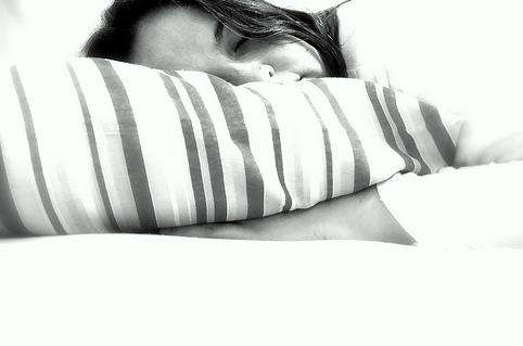 La narcolepsie entraîne des endormissements inopinés, souvent embarrassants. © Happy Batatinha, Flickr, CC by 2.0 