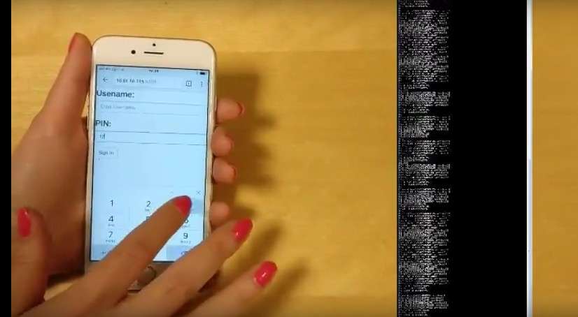 Cette capture extraite d’une vidéo réalisée par l’équipe de chercheurs de l’université de Newcastle montre la réaction des capteurs de mouvements du smartphone pendant que la personne tape un code PIN. © Newcastle University