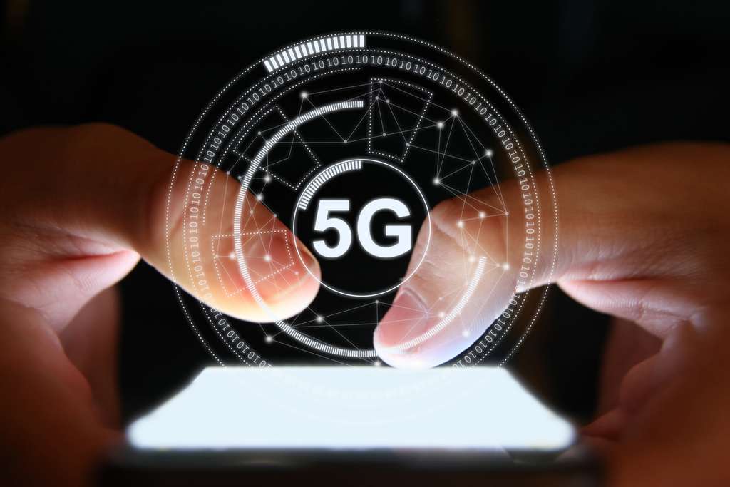 2020 should see the first 5G commercial offers arriving in France.  © alexsl, IStock.com