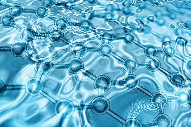 Image de synthèse représentant la structure du graphène sous une pellicule d’eau, le système imaginé par des ingénieurs du MIT et de l'université Tsinghua pour concevoir de futurs implants de médecine prédictive. © Zhao Qin, MIT