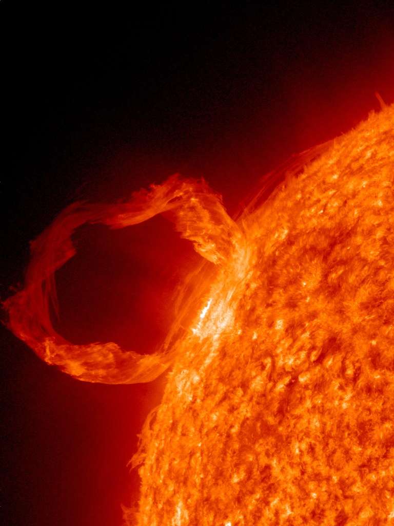 On peut voir ici une impressionnante éruption solaire. © Nasa