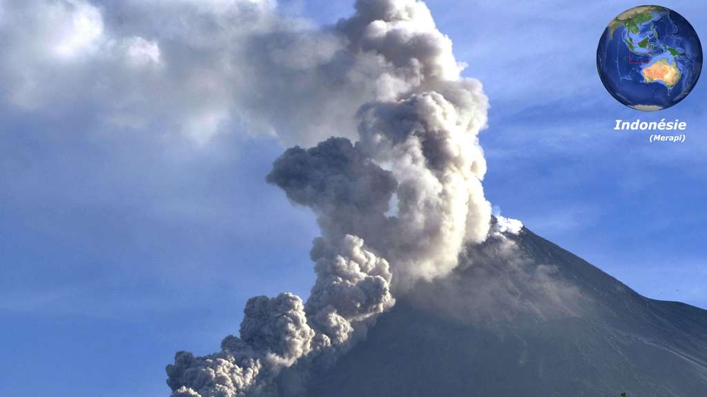  Photo  Le Merapi  un volcan  indon sien tr s actif