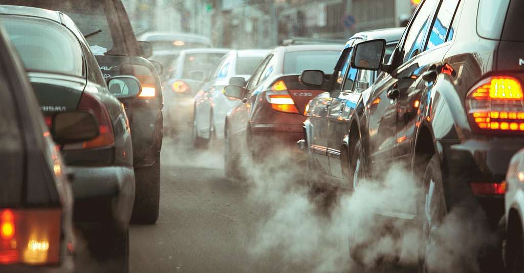 Les transports sont une source importante de particules fines en milieu urbain. © Семен Саливанчук, Adobe Stock