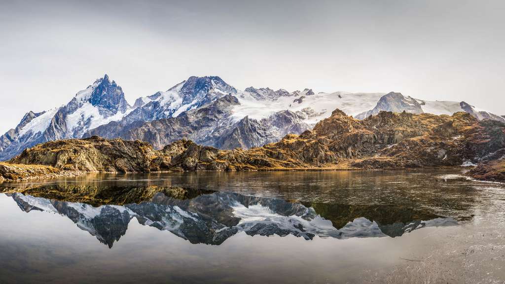 Le plateau d’Emparis, dans les Hautes-Alpes Le plateau d’Emparis, dans les Hautes-Alpes