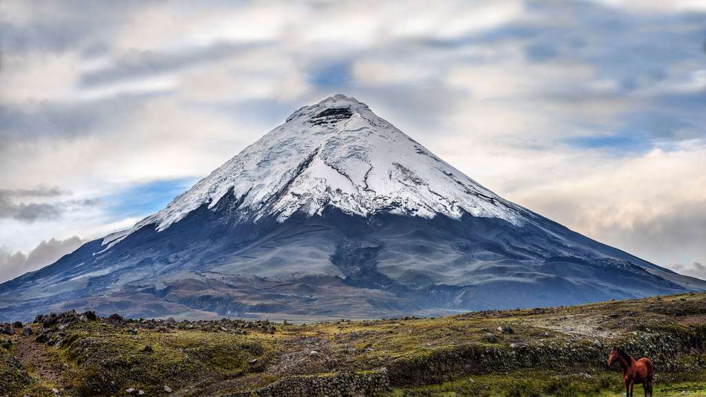 Le Cotopaxi, un volcan explosif Le Cotopaxi, un volcan explosif
