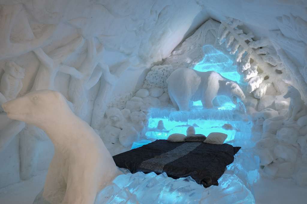 Un hôtel de glace au Canada Un hôtel de glace au Canada