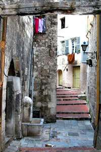 Une petite rue du Midi. © DR Une petite rue du Midi. © DR