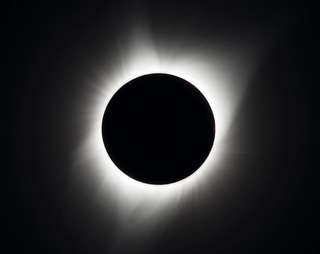 Ces images de l’éclipse du Soleil sont fausses