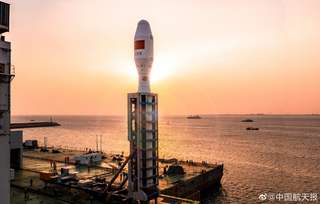 Face à la Chine, les États-Unis sont-ils en train de perdre l’espace ?