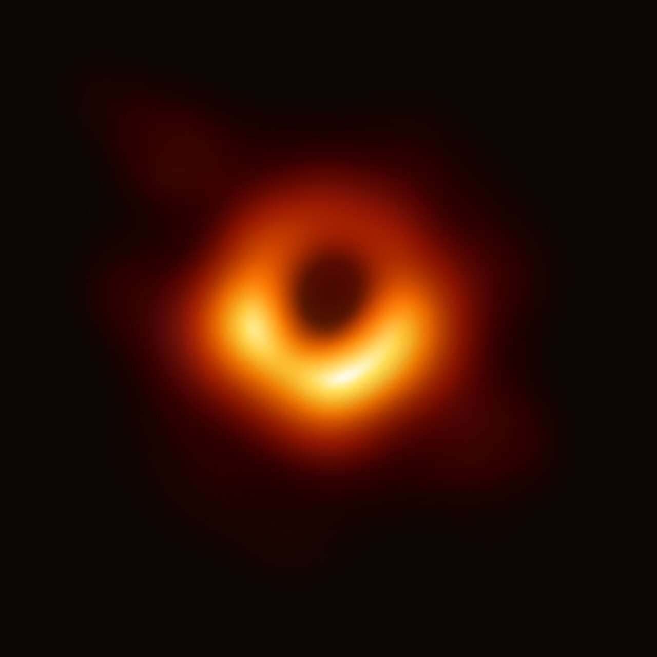 Trou noir supermassif — Wikipédia