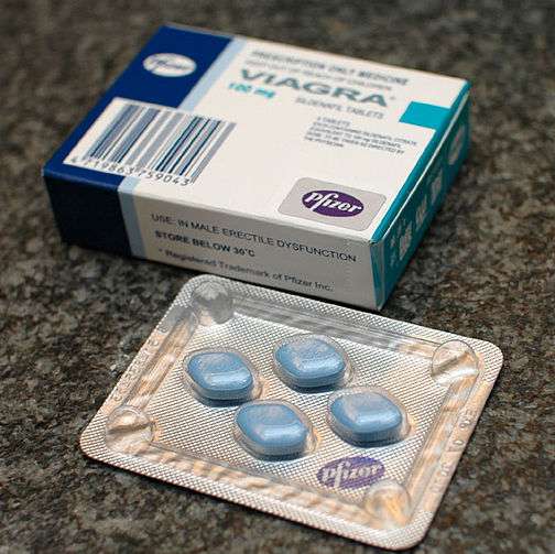 Viagra féminin : faut-il trouver au plus vite la molécule miracle ?