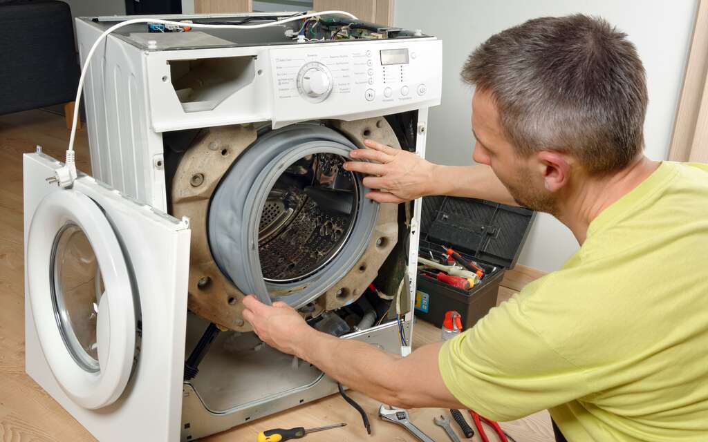 Obsolescence programmée : la durée d'usage des lave-linge est passée de 10  à 7 ans en quelques années