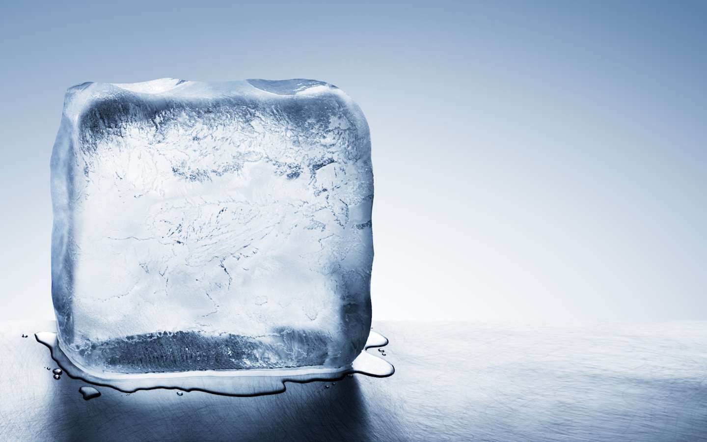 Sciences. Comment le sel fait-il fondre la glace ?