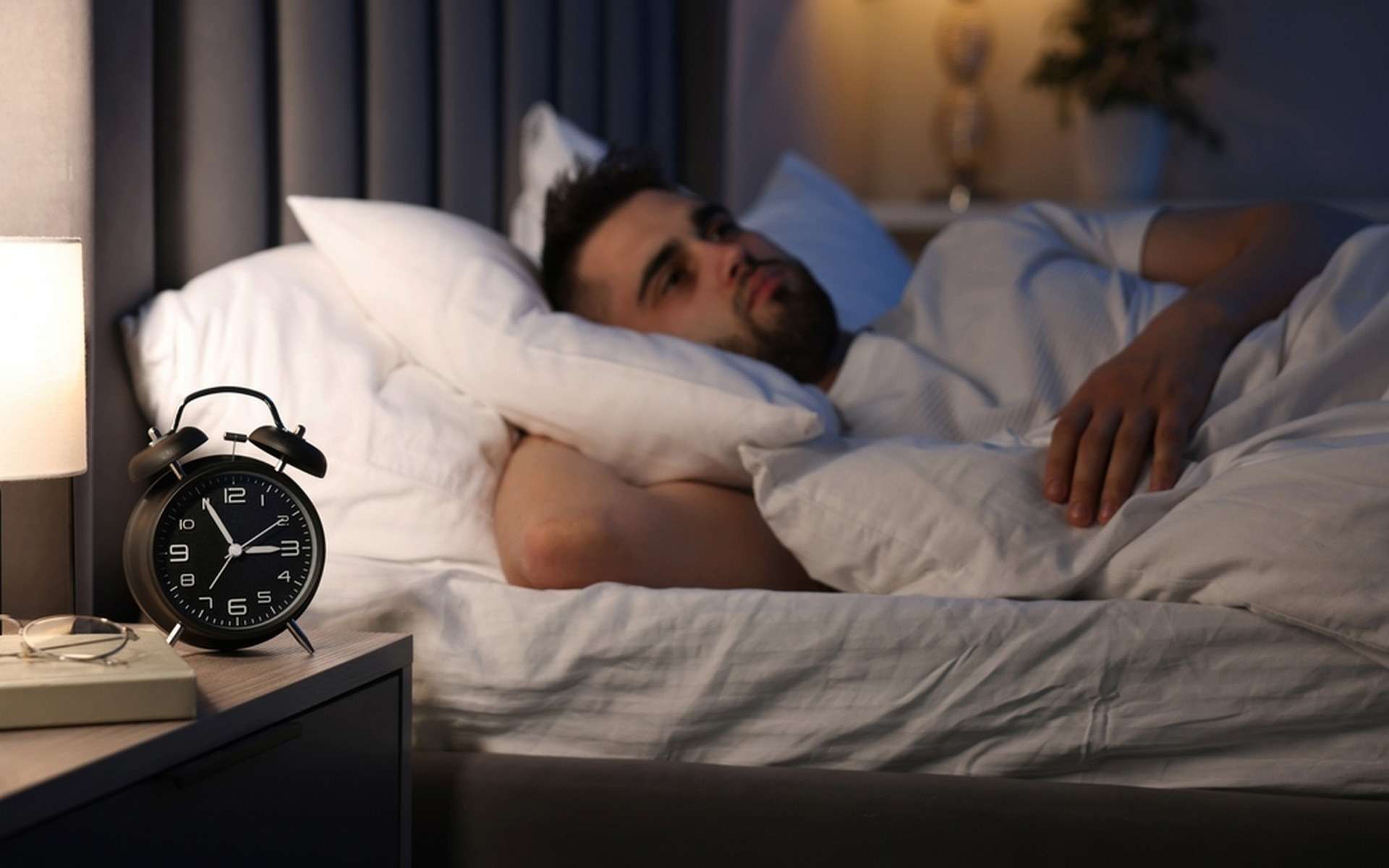 Les effets cachés d'un mauvais sommeil à la quarantaine : cela déterminera la santé de votre cerveau