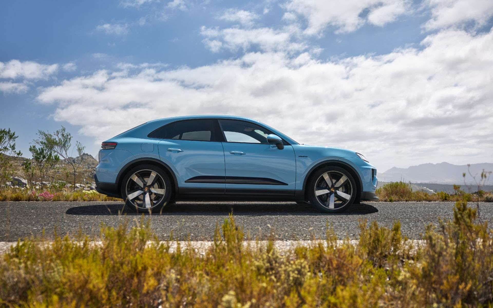 Porsche dévoile la gamme complète du Macan électrique