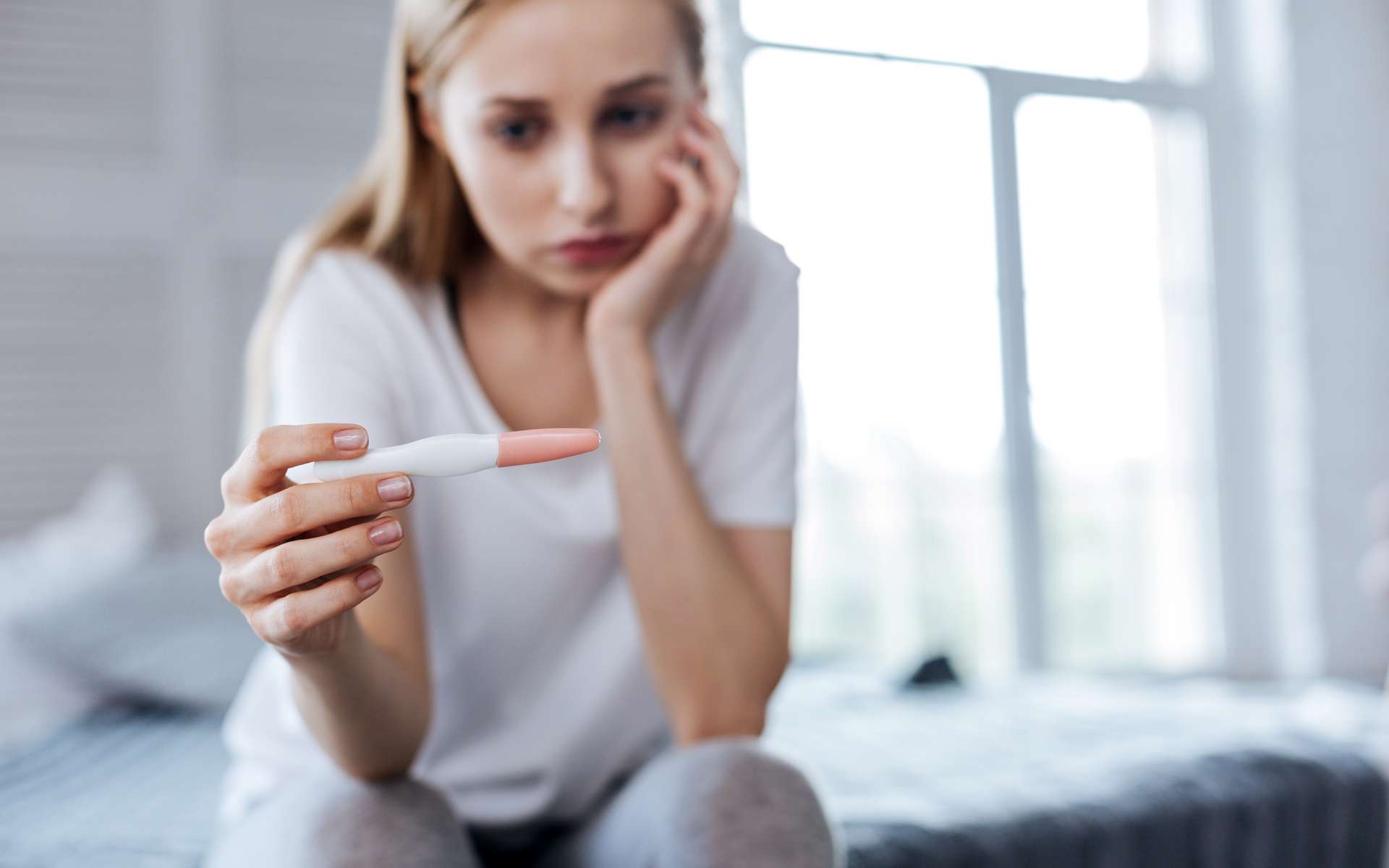 Test de grossesse : au moindre doute, procurez-vous un test de grossesse en pharmacie © zinkevych, Adobe Stock