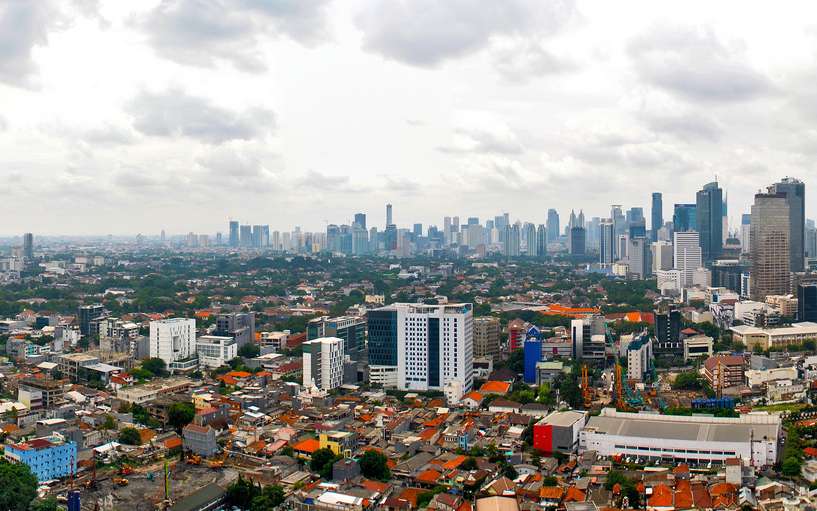 Jakarta s’enfonce inexorablement sous le niveau de la mer. © Everyone Sinks Starco, Flickr