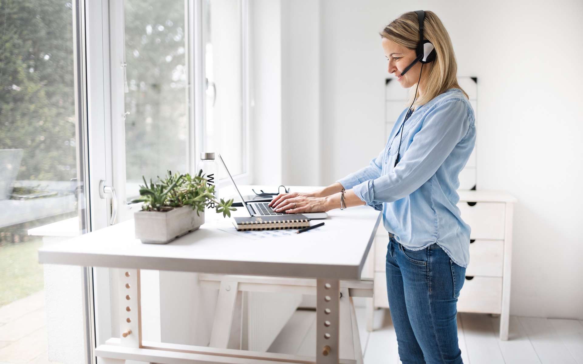 Santé au bureau : des astuces pour rester en forme quand on travaille assis !