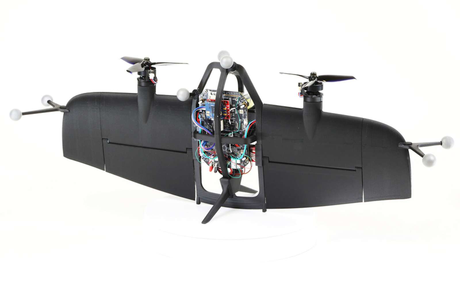 Un algorithme du MIT peut rendre les drones capables de manoeuvres incroyables et inédites