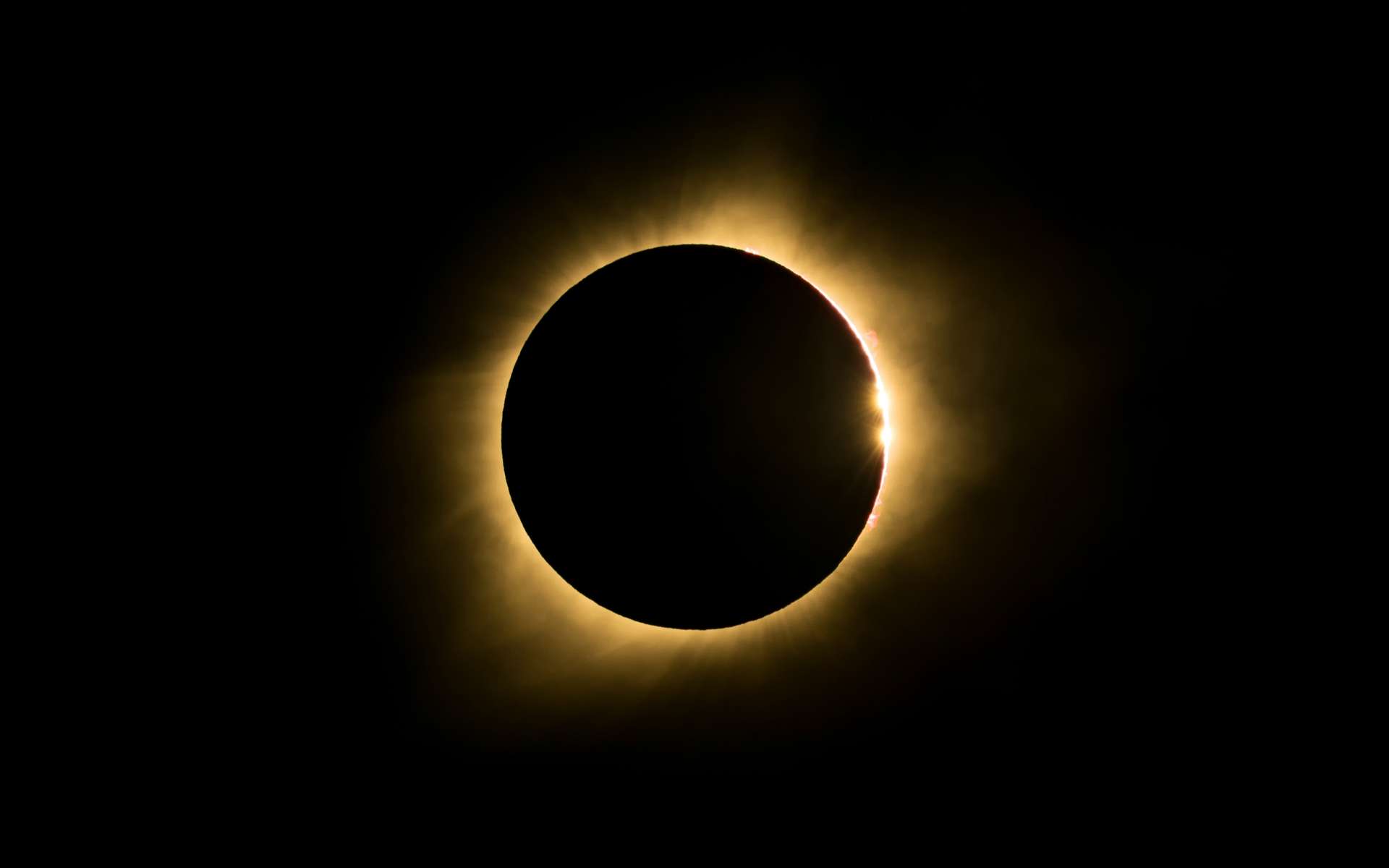 Les images de la seule éclipse totale du Soleil de 2020