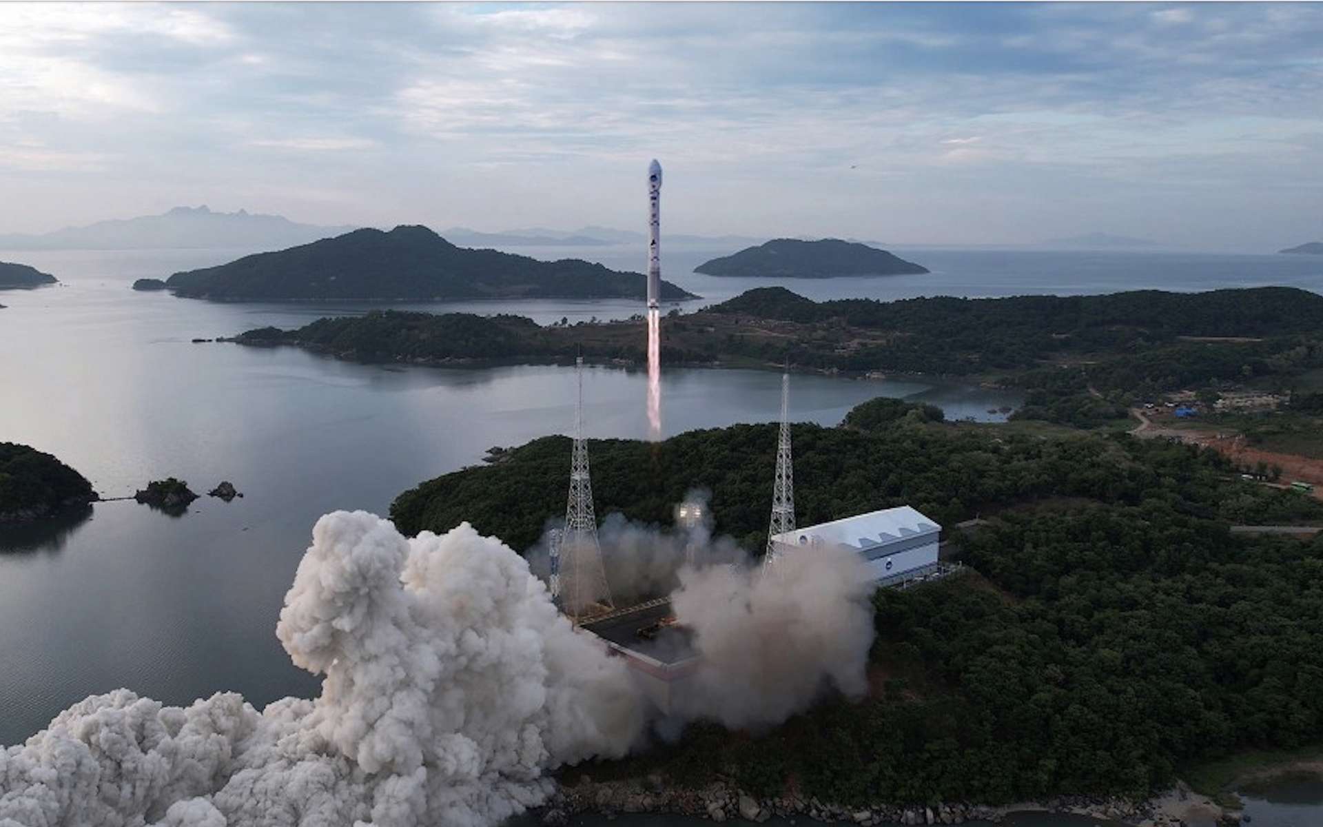 Ce satellite espion nord-coréen a changé d'orbite dans une zone suspecte : la Russie a-t-elle aidé ?