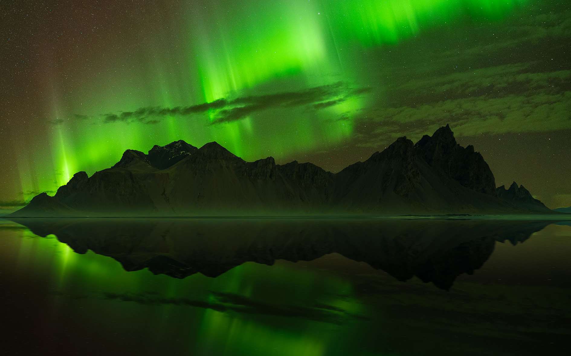 Capturez de fascinantes aurores boréales avec nos conseils photographiques. © Delil Geyik, tous droits réservés