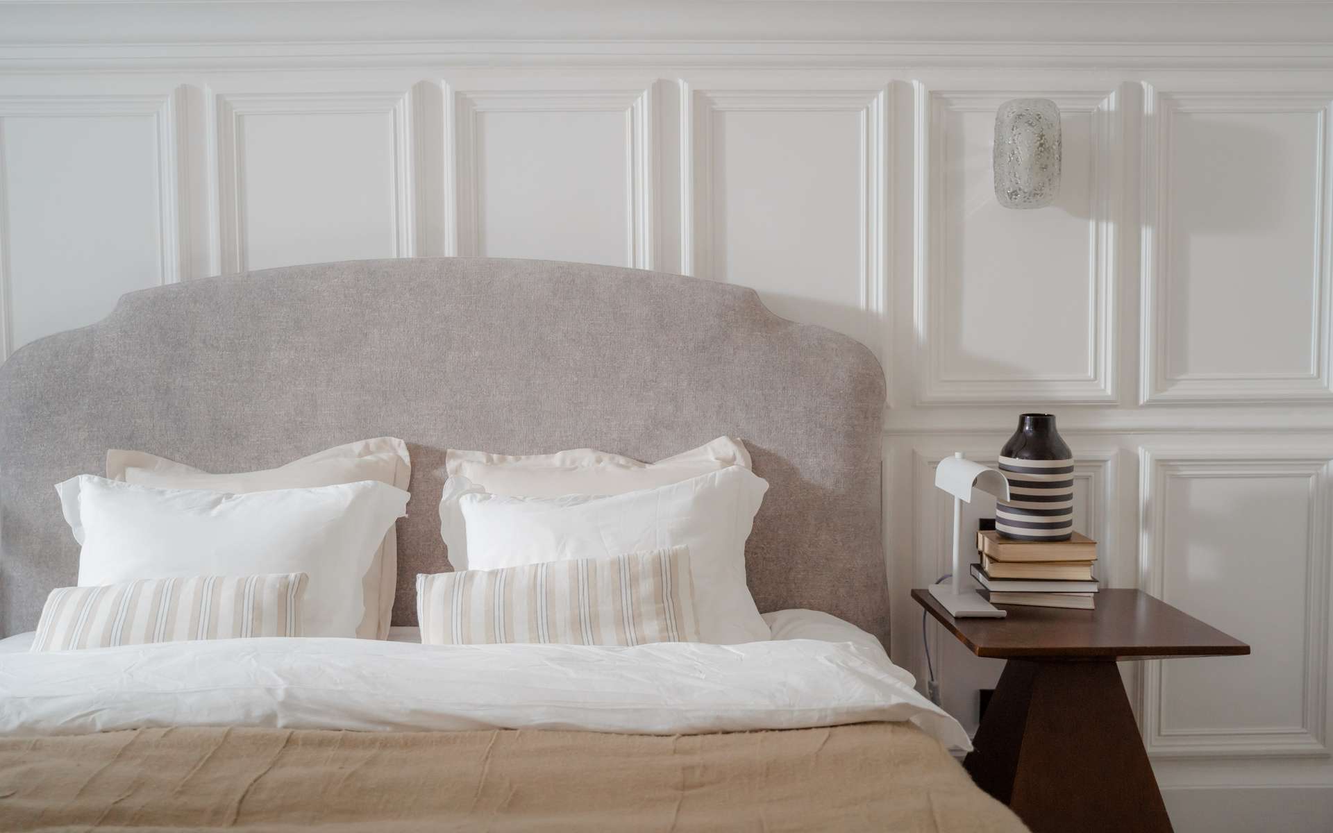 L'oreiller, un élément essentiel pour passer de bonnes nuits. © Ron Lach, Pexels