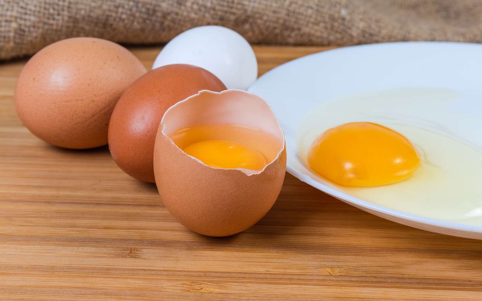 Des scientifiques décuisent un œuf dans une expérience étonnante, mais loin d'être inutile. © An-T, Fotolia