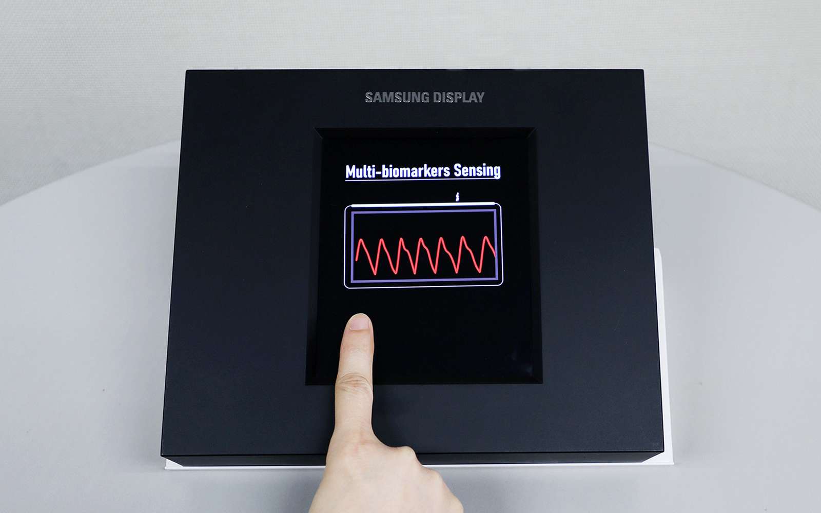 Samsung crée un écran OLED qui lit le pouls et l'empreinte digitale