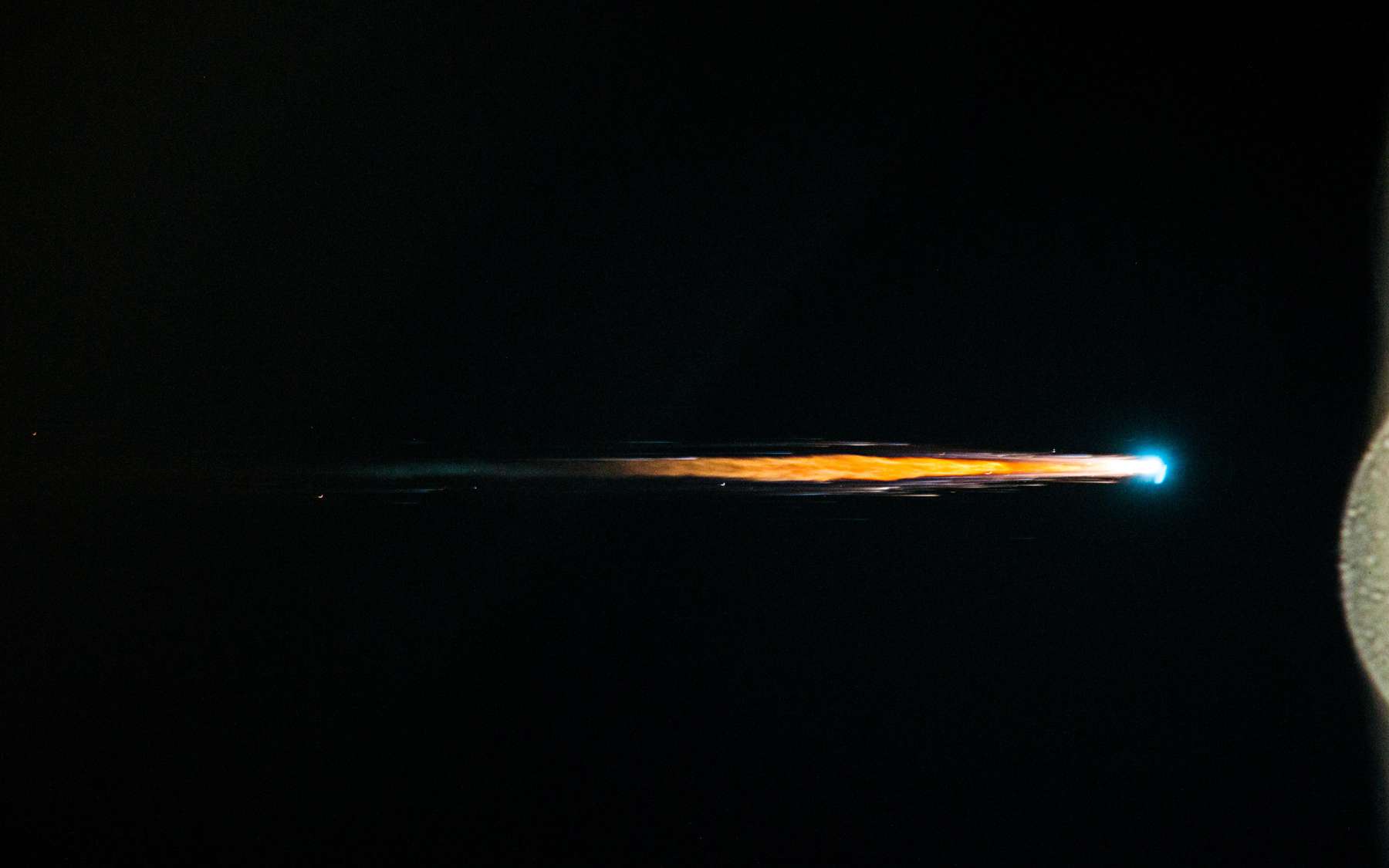 Rentrée dans l'atmosphère terrestre de l'ATV-4 Albert Einstein, photographiée par les astronautes à bord de la Station spatiale internationale. © Esa, Nasa