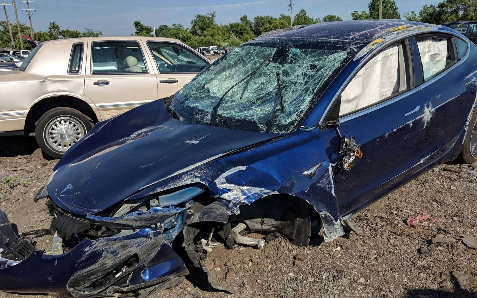 Tesla Model 3 Sa Securite Demontree Lors D Un Grave Accident