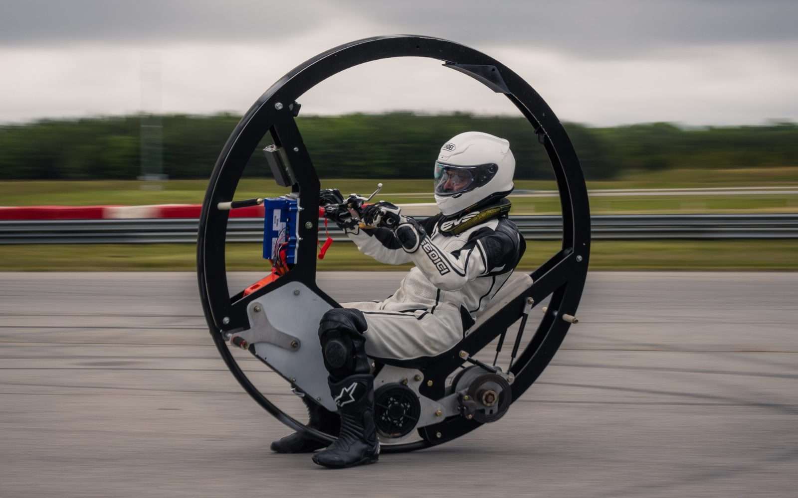 Cette monoroue électrique s'attaque au record du monde de vitesse