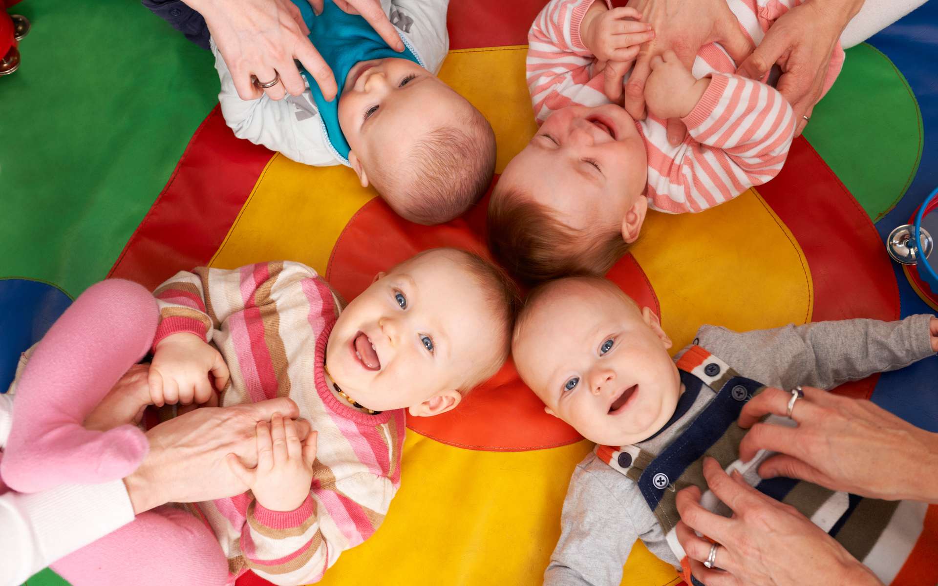 Dès l'âge d'un mois, les bébés sont sensibles à l'humour. © highwaystarz, Adobe Stock
