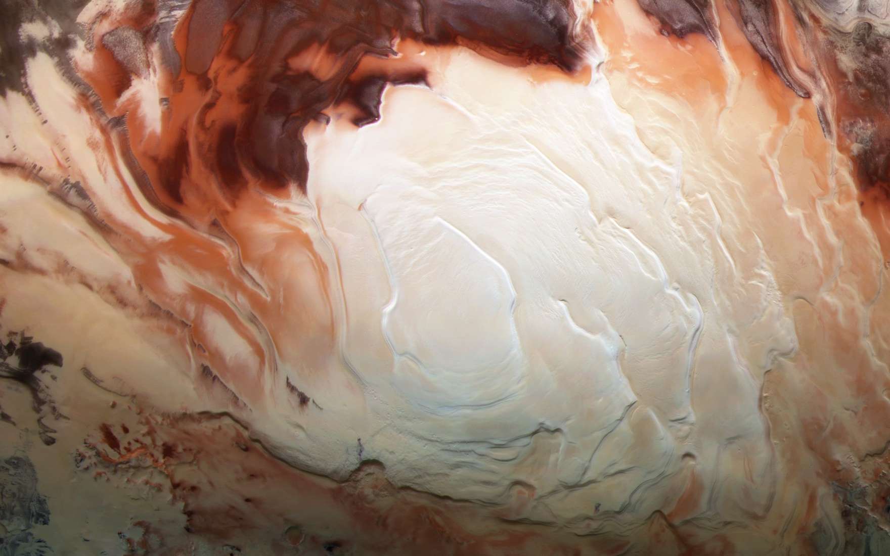 Mars : plusieurs lacs d'eau salée ont été découverts sous sa surface !