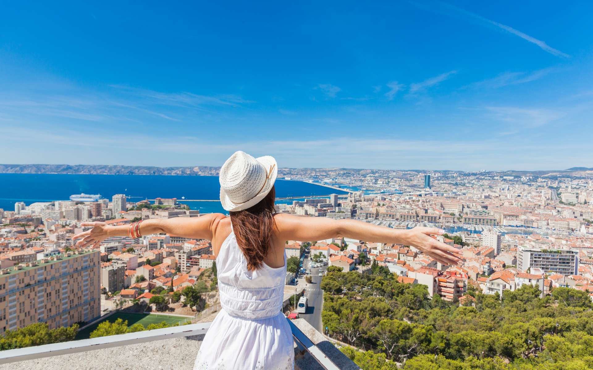 Marseille triomphe et Paris déprime : l'ensoleillement 2024 révèle des écarts impressionnants !