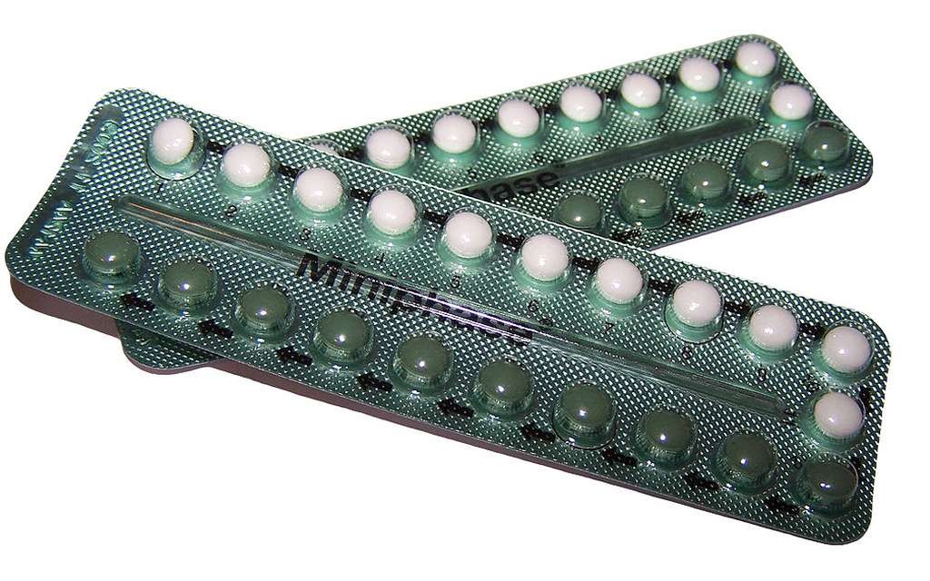 La pilule contraceptive combinée atténue la douleur due aux règles