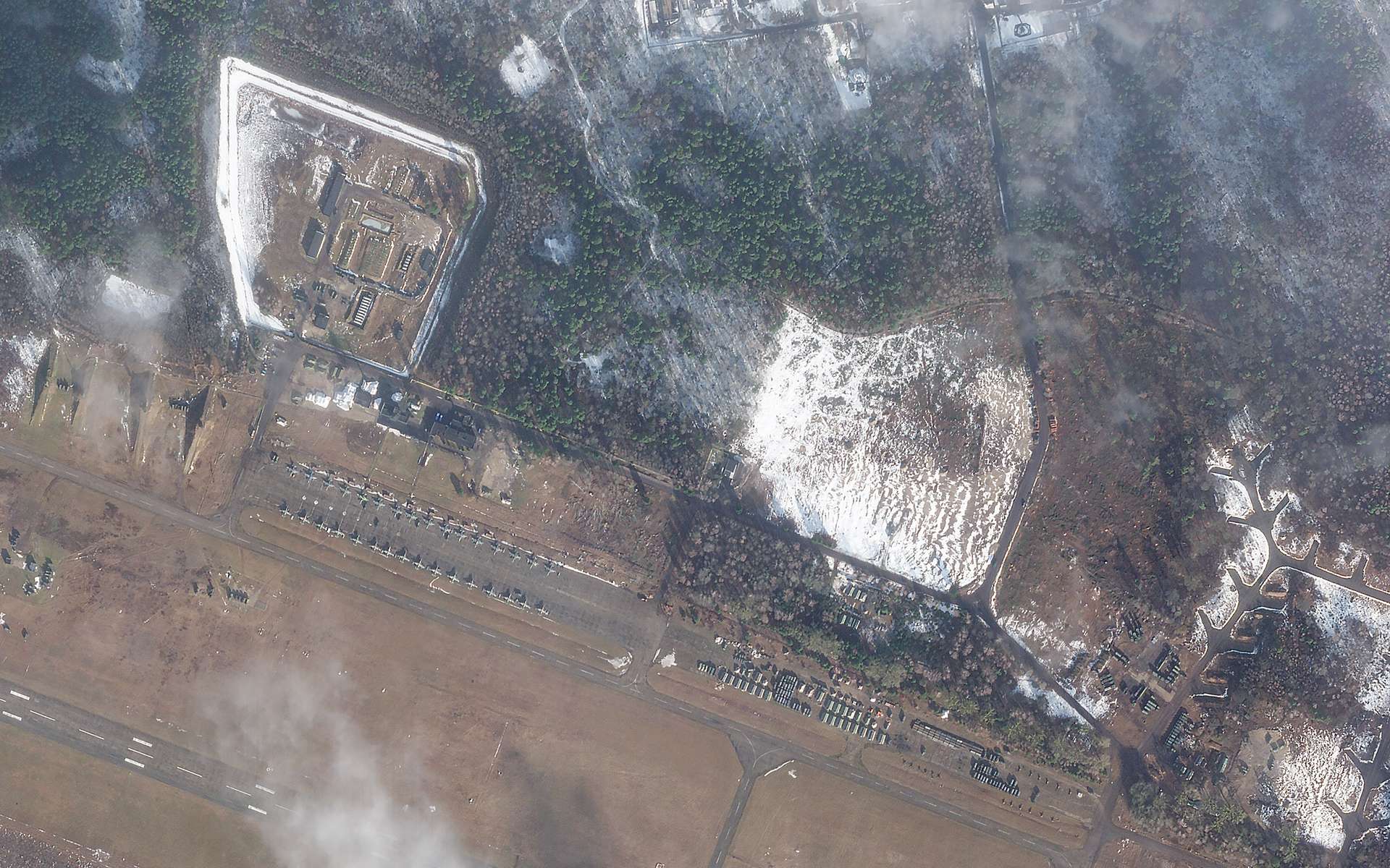Ukraine : les images satellites qui nous montrent la réalité du terrain