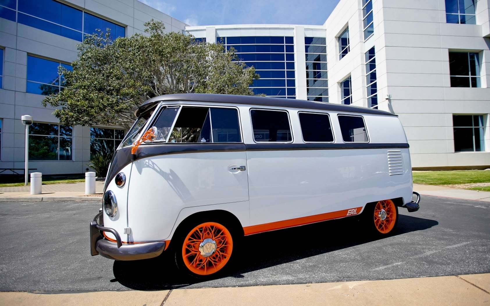Volkswagen Type 20 : le combi VW rétro-futuriste