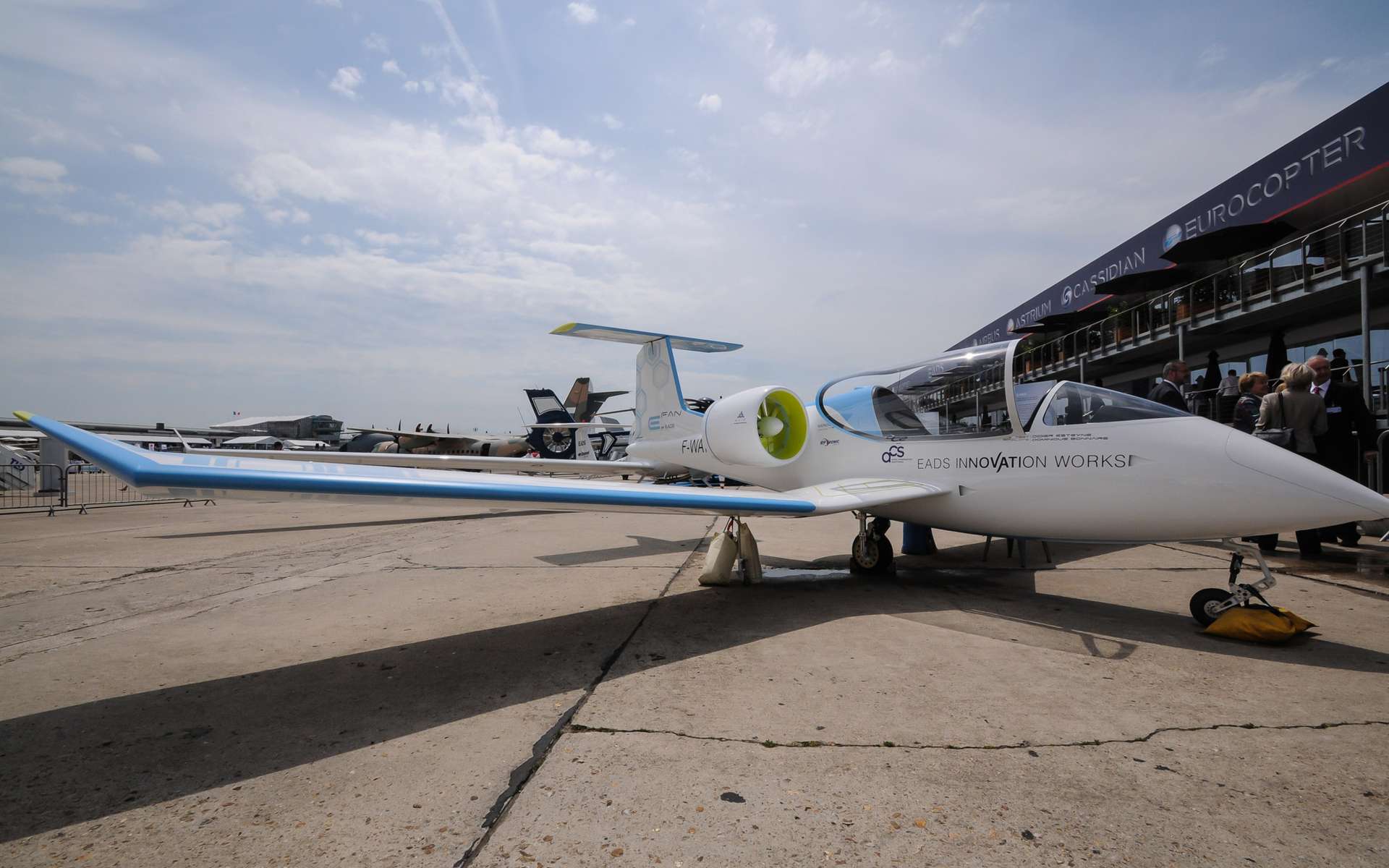 Bourget 2013 l’EFan, un petit avion électrique par EADS