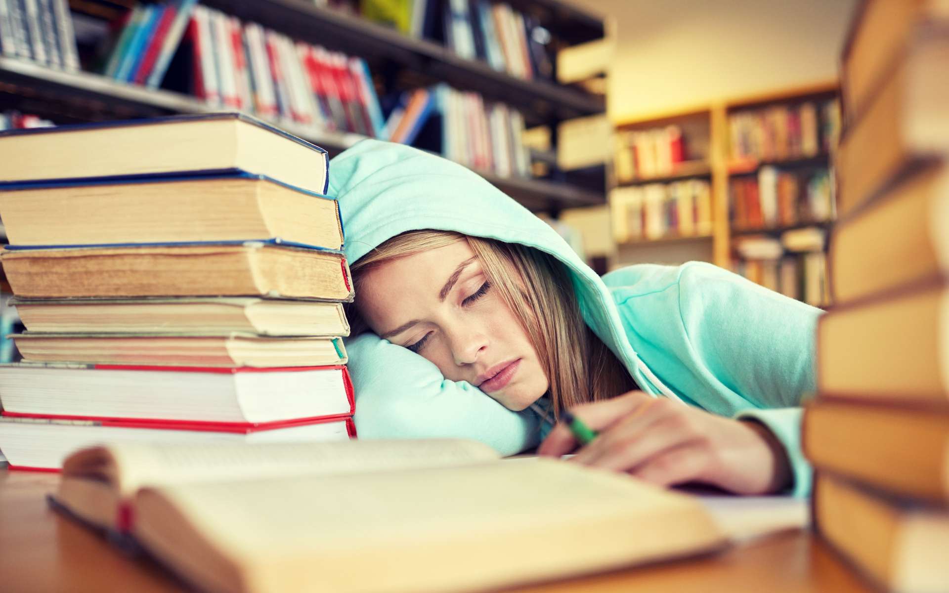 Deux fois plus d'insomnies chez les étudiants qui consomment du cannabis régulièrement