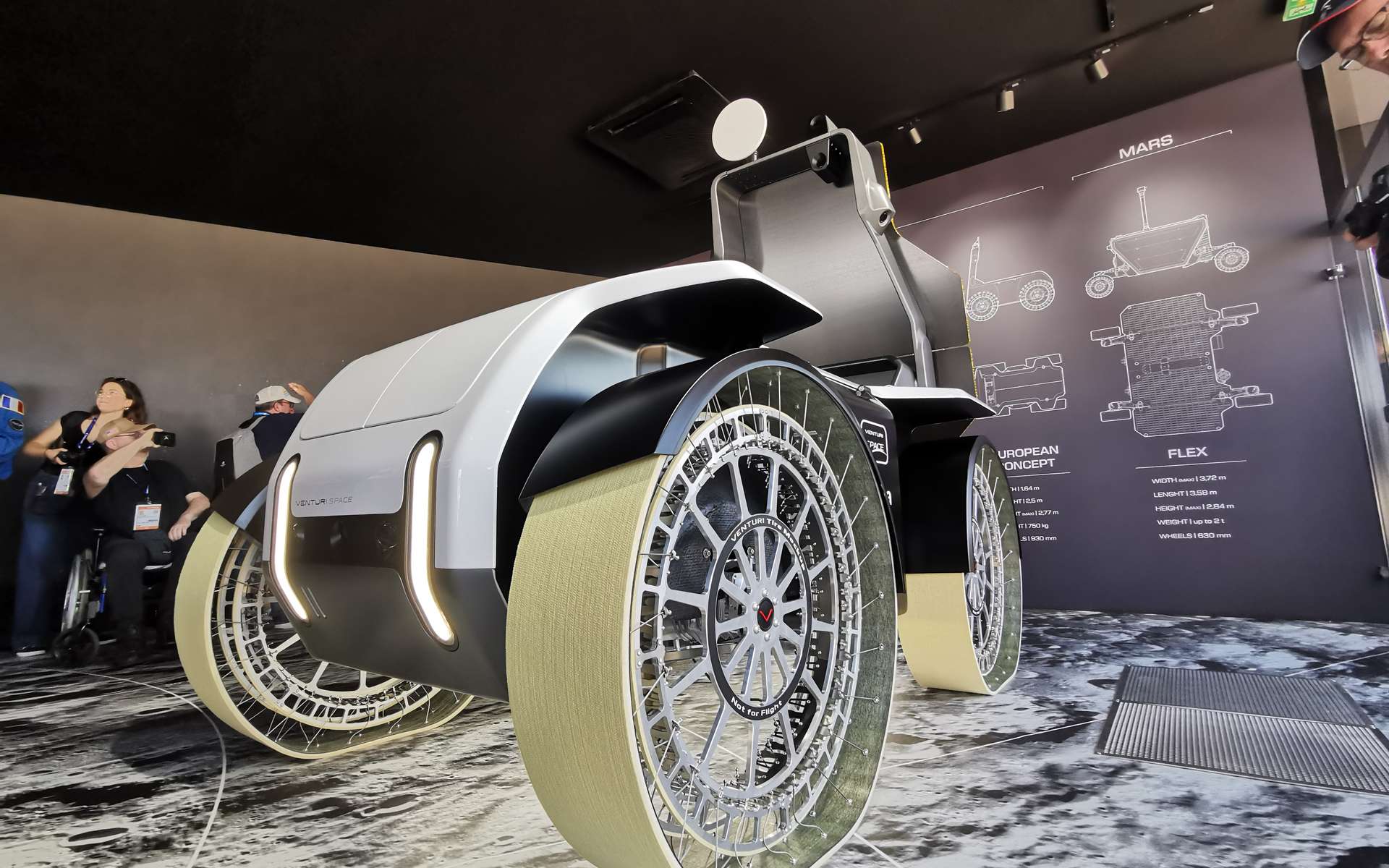 Ce rover hors norme construit à Toulouse va explorer la Lune pour Artemis : interview