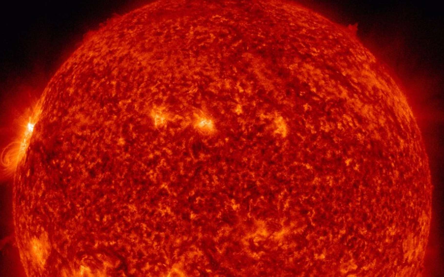 La plus puissante éruption du nouveau cycle d'activité du Soleil s'est produite cette nuit
