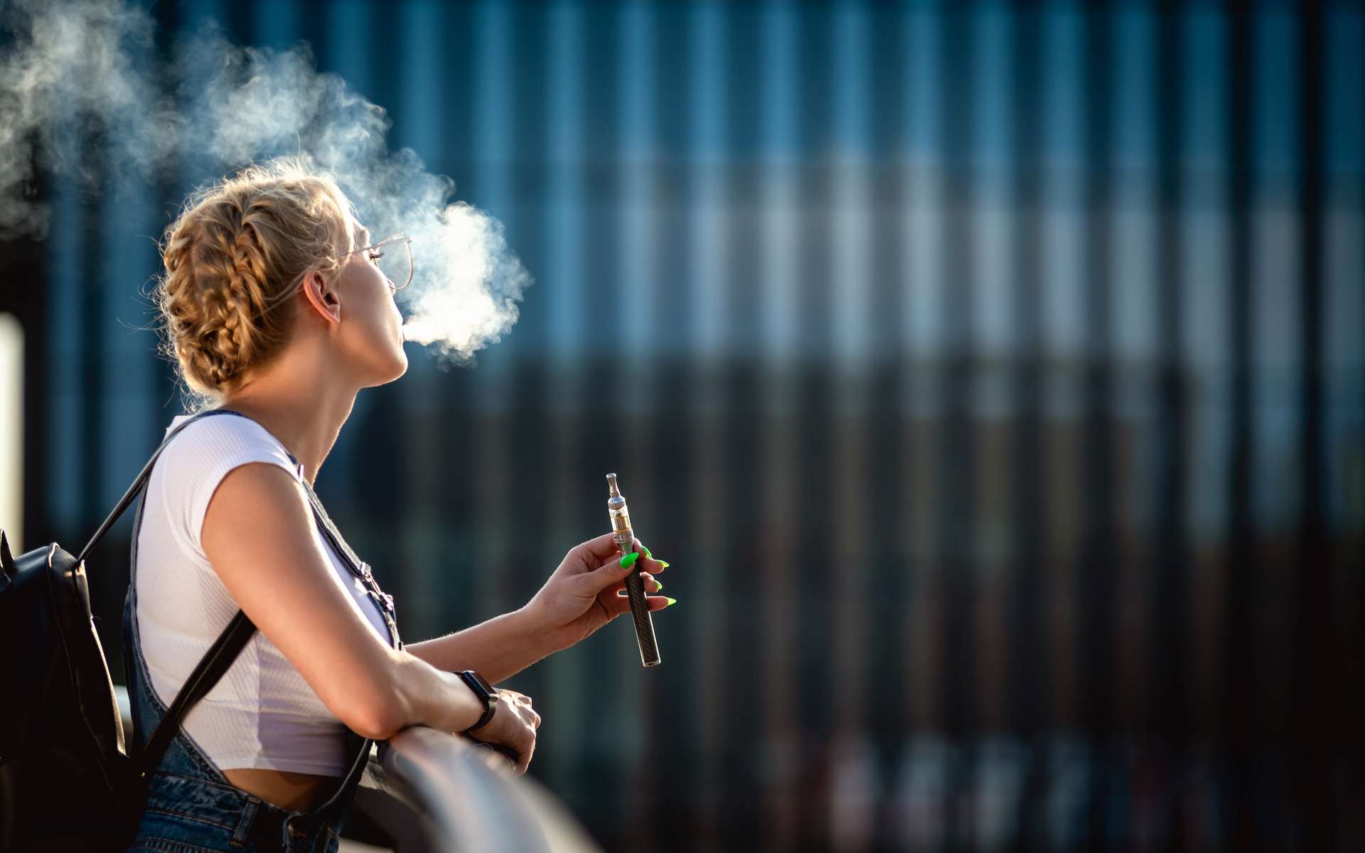 La cigarette électronique n'a pas fait la preuve de son efficacité. © leszekglasner, Adobe Stock