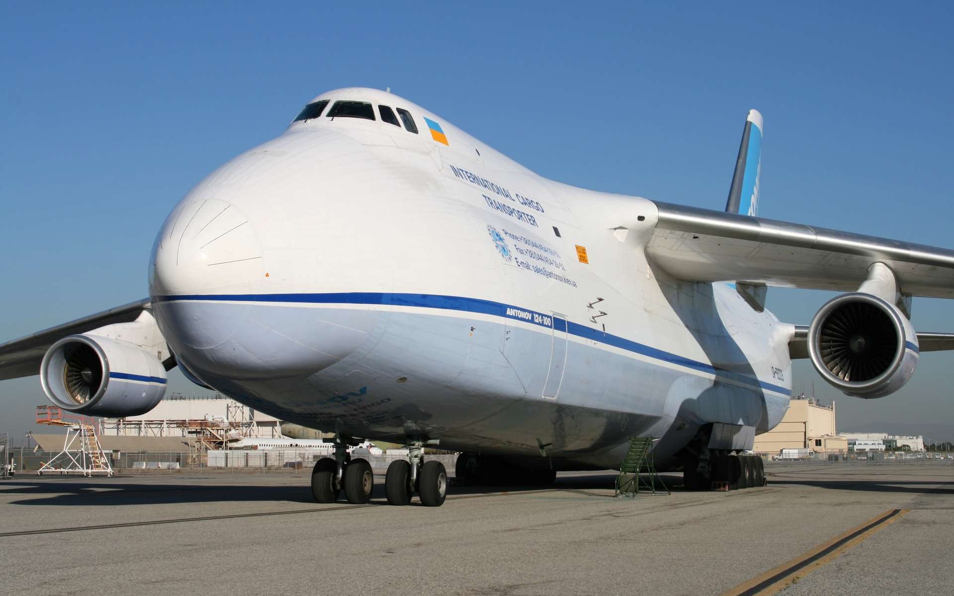 Un Antonov An-124, le plus gros avion cargo produit en série. © John Murphy, Flickr