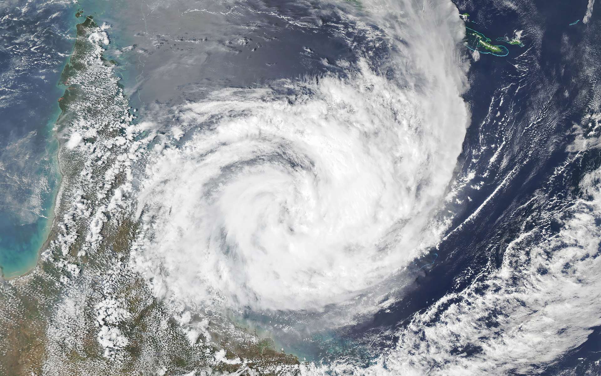 Cyclone Jasper en Australie : pourquoi un tel déluge ?