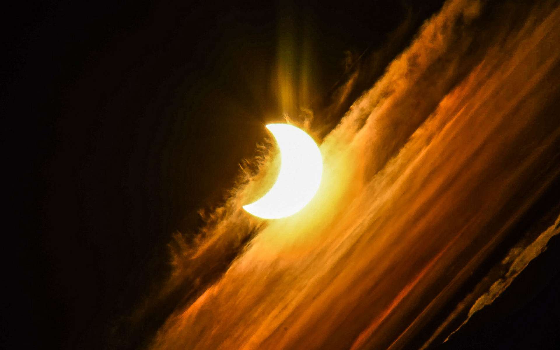 En images, une éclipse de Soleil pas tout à fait comme les autres