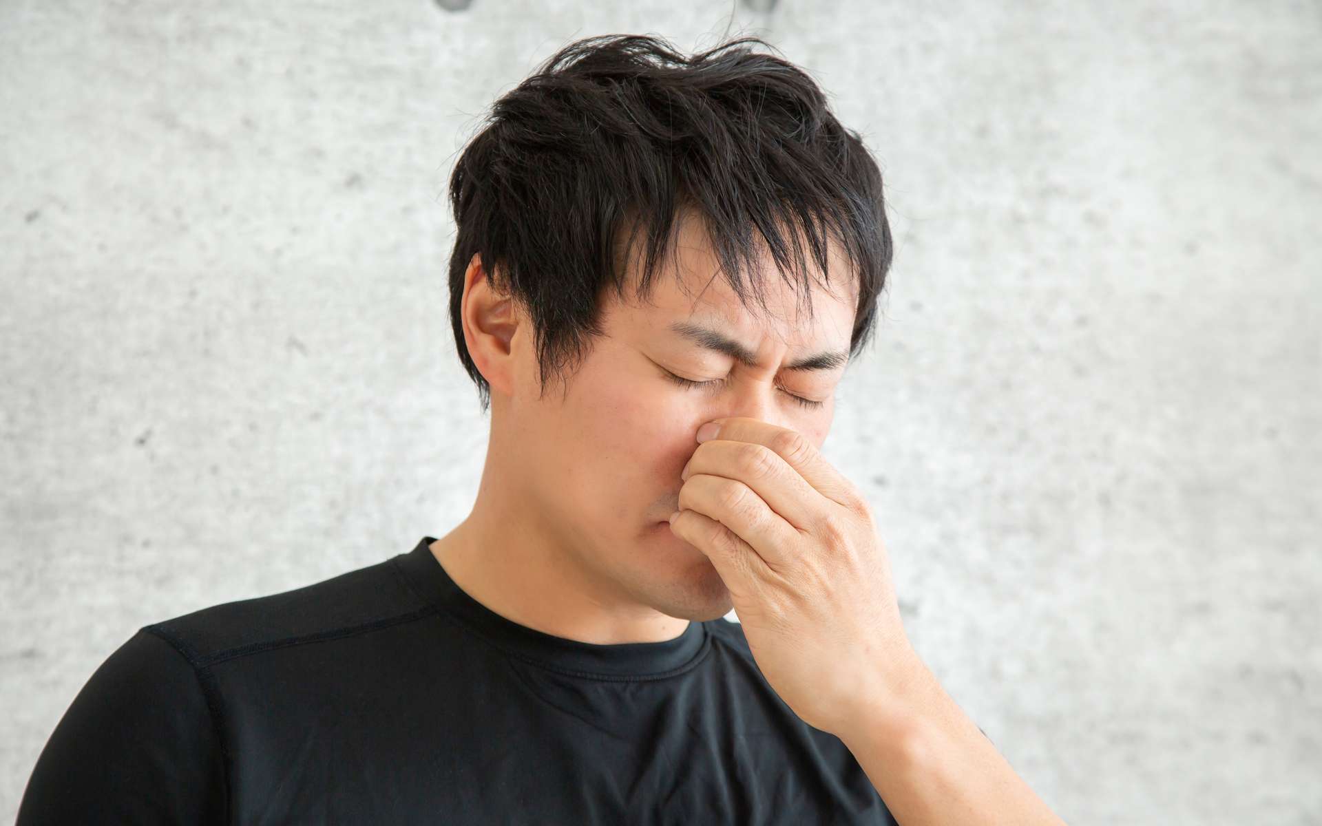 On sait pourquoi le coronavirus provoque une perte d'odorat chez certains patients