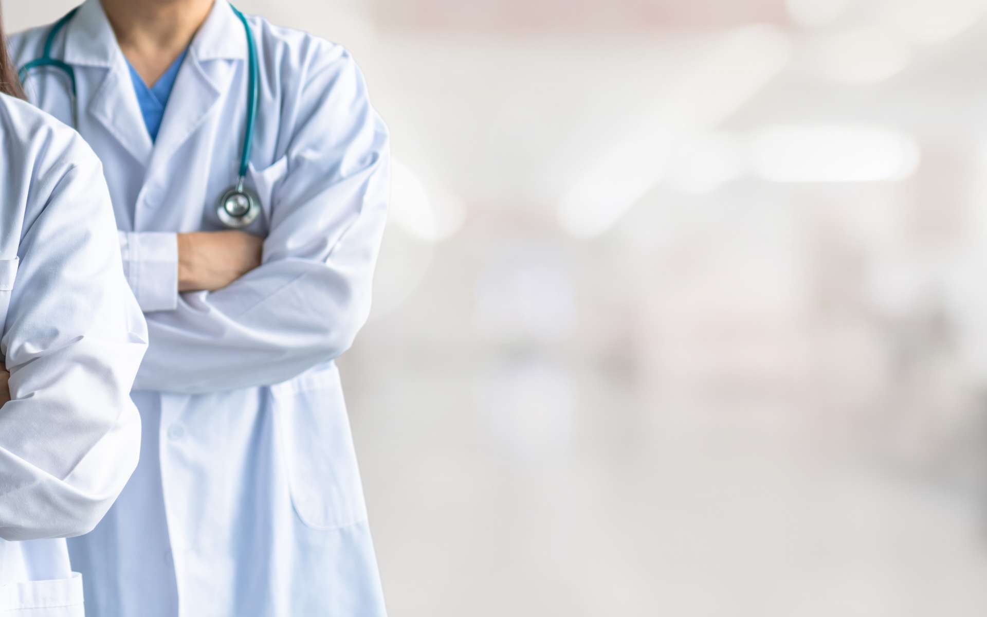 Covid-19 : deux médecins répondent à vos questions sur YouTube ce soir