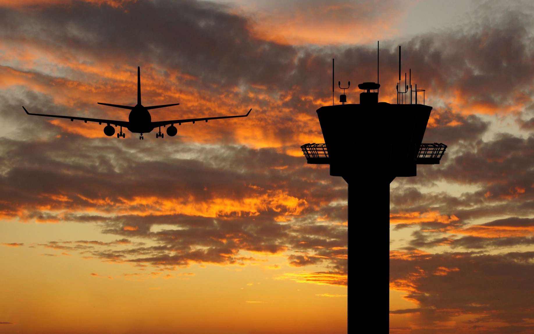 Une première en France : l'aéroport de Tours sera contrôlé à distance !